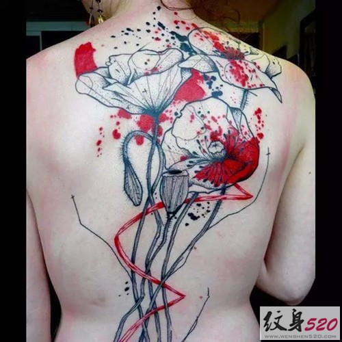 点击大图看下一张：圣洁的莲花纹身图案图2