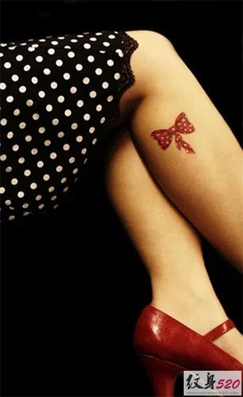 点击大图看下一张：女生腿部漂亮的蝴蝶结纹身图案大全图3