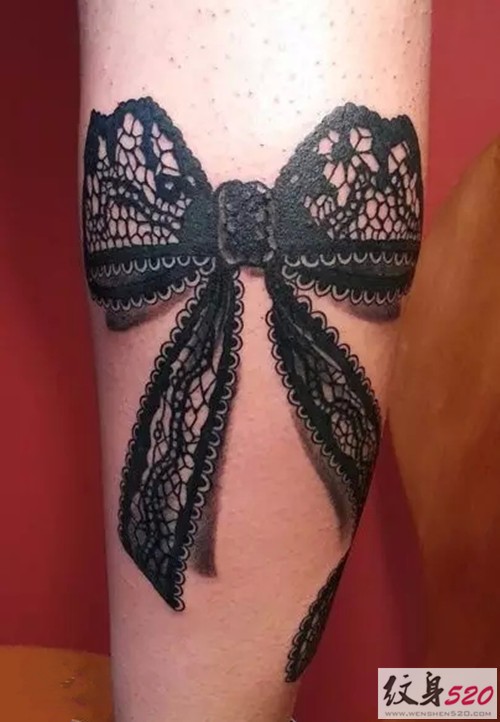 点击大图看下一张：女生腿部漂亮的蝴蝶结纹身图案大全图6