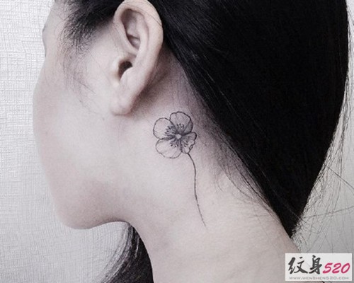 点击大图看下一张：耳后韩式小清新纹身图5