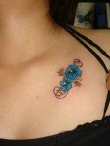 花卉精美独特女生纹身图案