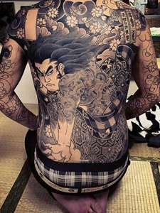 满背日本图腾纹身图案帅气完美