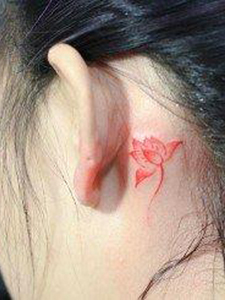 红色清新莲花纹身图案