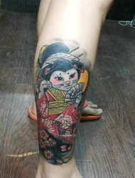 非常可爱的彩色艺妓猫脚部纹身