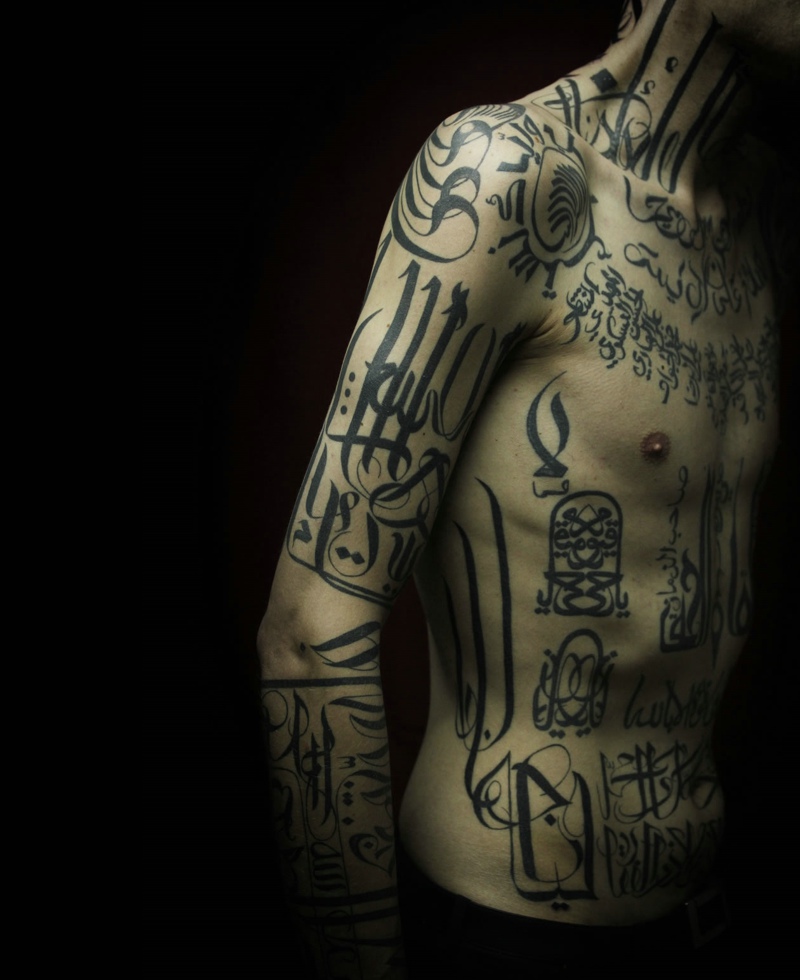 点击大图看下一张：非常有艺术的外国男士满身纹身(1/3)