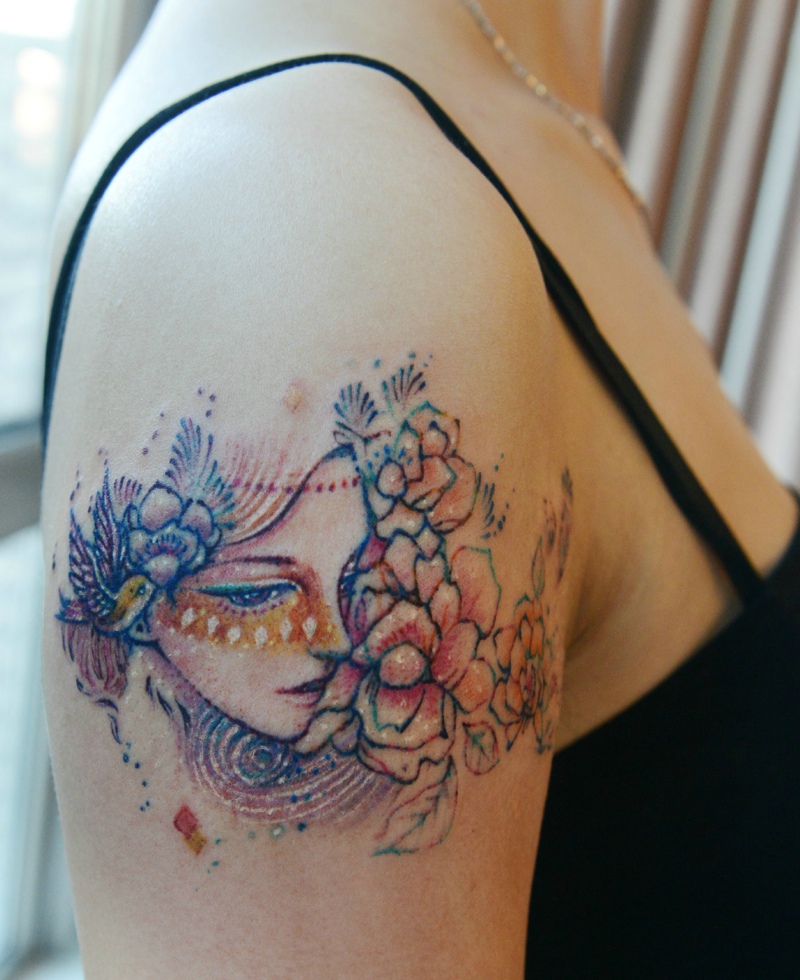 点击大图看下一张：非常漂亮的一枚美丽女子肖像纹身(1/1)