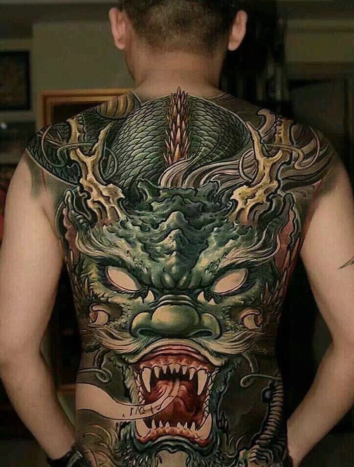 点击大图看下一张:凶猛的满背龙头刺青酷的不行(1/1)