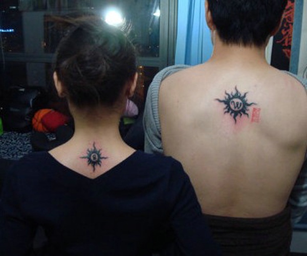 点击大图看下一张:情侣图腾背部纹身(1/1)