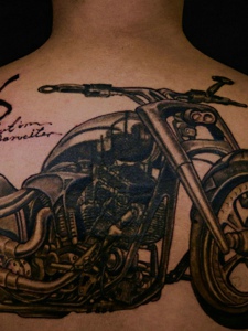 超级炫酷的一辆摩托车纹身刺青