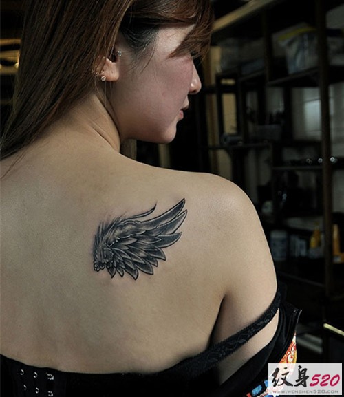 点击大图看下一张：唯美的翅膀纹身图案大全图4