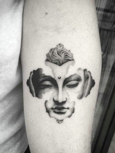 手臂个性创意的男士肖像纹身刺青