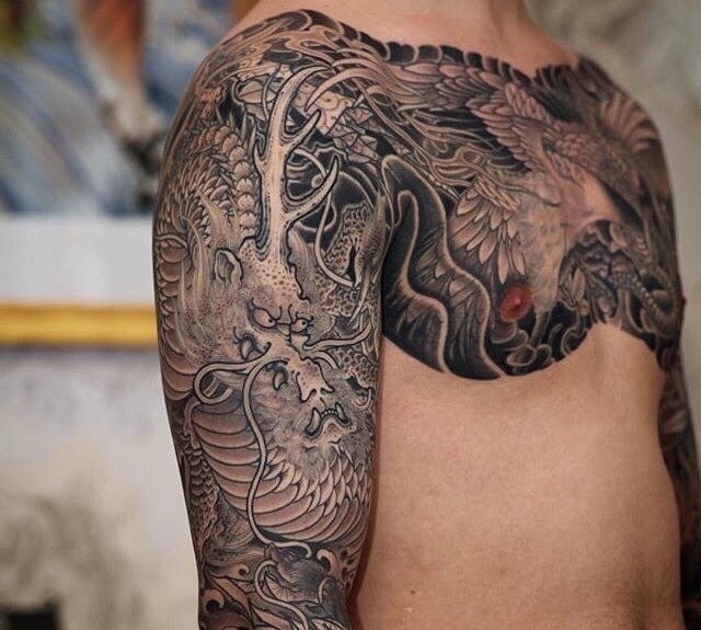 点击大图看下一张：超级完美的经典半甲纹身刺青