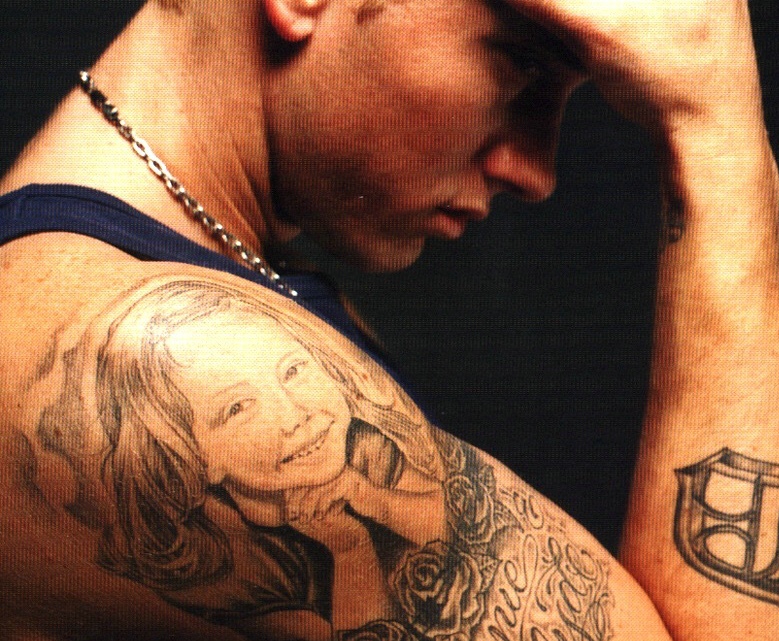 点击大图看下一张：型男帅爆的手臂图腾纹身刺青