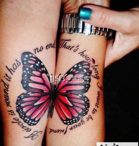 点击大图看下一张:与你翩翩飞舞 情侣蝴蝶纹身
