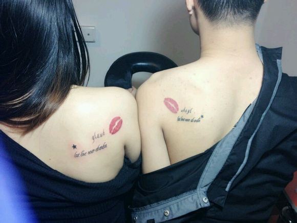 点击大图看下一张：因为爱 就在一起