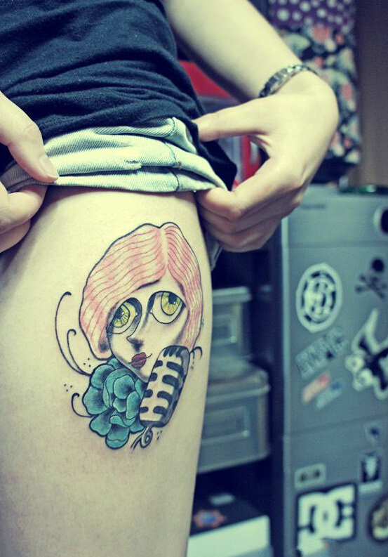 点击大图看下一张：美女大腿女生头像创意纹身