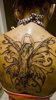性感美女满背完美天使纹身