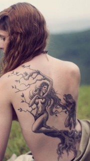美女背部创意树美人纹身