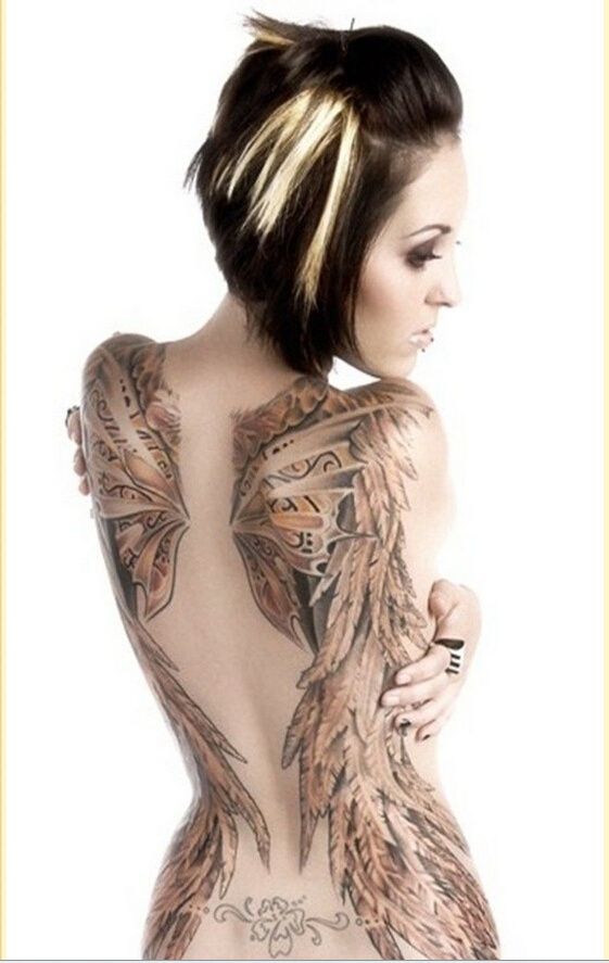 点击大图看下一张：时尚女性个性创意翅膀纹身