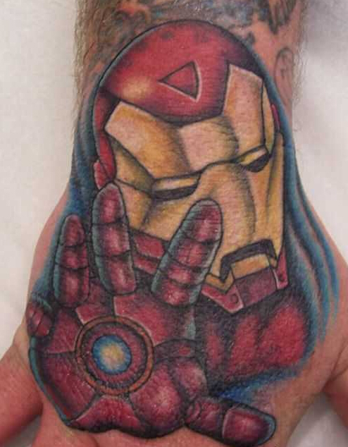 点击大图看下一张：手背钢铁侠纹身图案