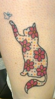 腿部时尚可爱的小猫咪纹身