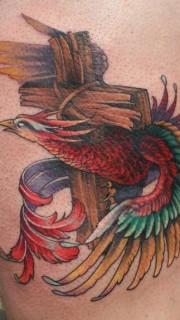 个性凤凰十字架纹身图案