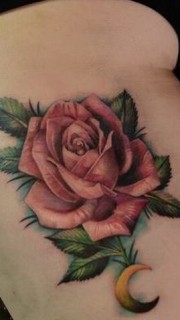 腿部玫瑰花纹身图案