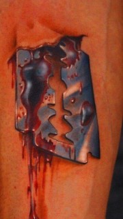 仿真刀片血粼粼写实纹身图案