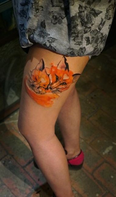 点击大图看下一张：黄色可爱狐狸纹身图案
