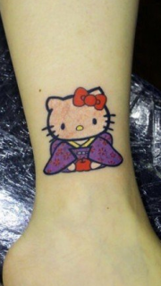 腿部可爱和服日风凯蒂猫纹身图案