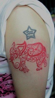 手臂新潮漂亮的图腾大象纹身图案