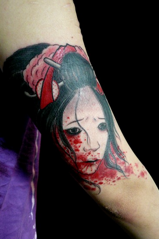 点击大图看下一张：手臂艺妓纹身图案