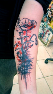 手臂上好看的抽象花朵纹身