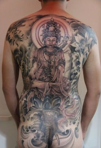 点击大图看下一张：很酷经典的满背普贤菩萨纹身图案