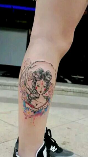 妖娆的艺妓纹身图案