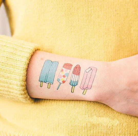 点击大图看下一张：糖果冰淇淋个性手腕纹身