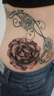 性感腰部玫瑰纹身图图案