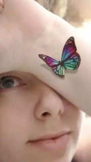 手腕上漂亮的3D蝴蝶纹身