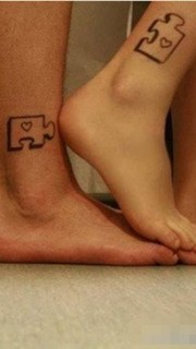 脚踝情侣拼图刺青图片