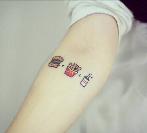 点击大图看下一张：手臂汉堡薯条可乐纹身