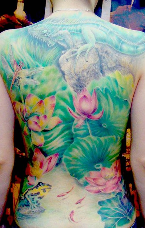 点击大图看下一张：荷塘人体彩绘纹身