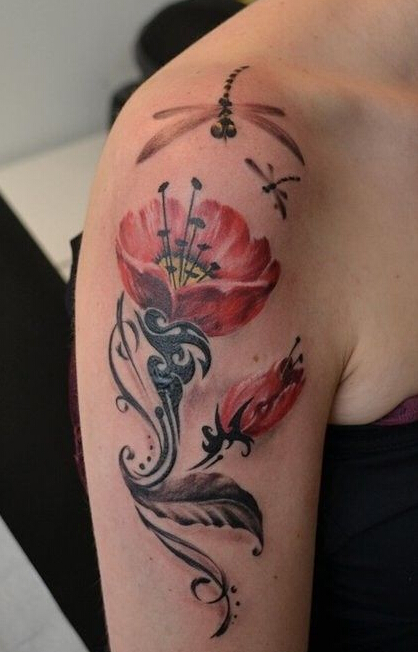 点击大图看下一张：手臂漂亮的蜻蜓和花纹身