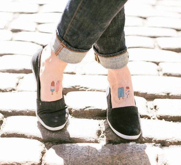 点击大图看下一张：时尚脚背糖果冰棒纹身
