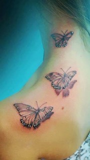 女性披肩3D蝴蝶纹身图案