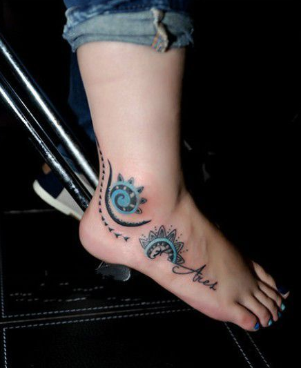 点击大图看下一张：梵花图腾创意脚背纹身