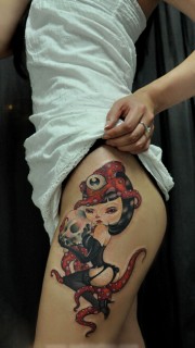 女生腿部章鱼和美女纹身图案