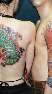 情侣鲤鱼纹身图案