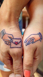 情侣手上的定情信物纹身图案