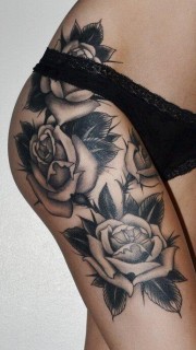 腿部黑灰玫瑰花纹身图案