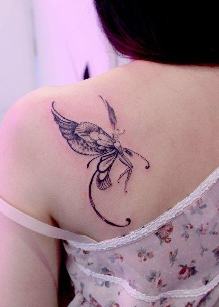 点击大图看下一张：背部蝴蝶精灵纹身图案